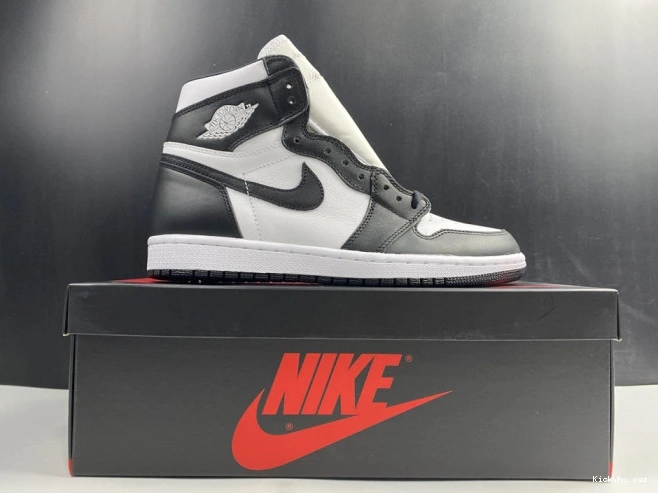 White (2014) 555088-010 Black Retro Air 1 Jordan 0806